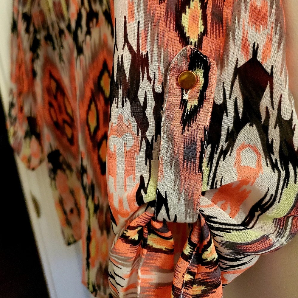 Blouse - Picture 3 of 3